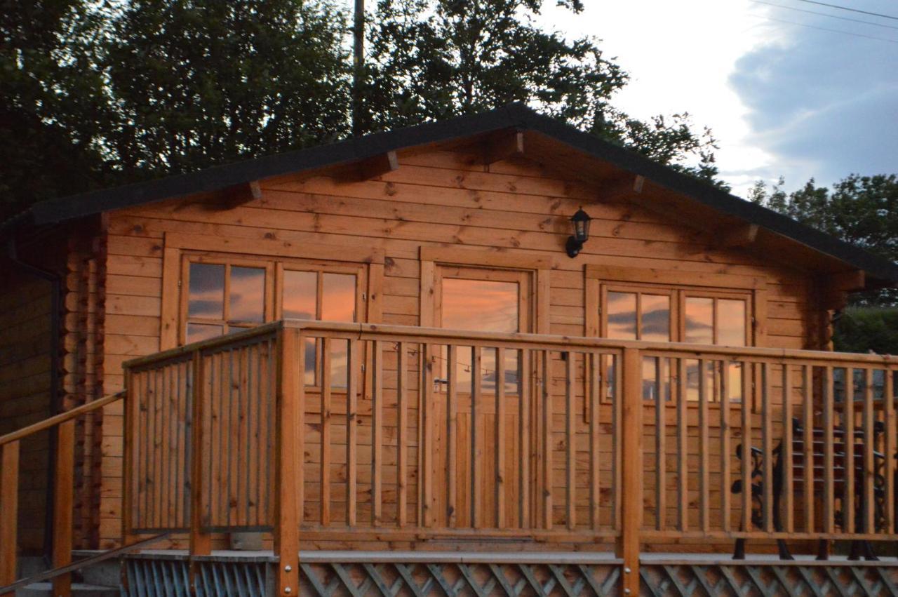 Seillean Trang Vila Saasaig Exterior foto